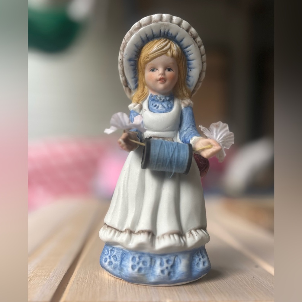 VINTAGE Blue & White Porcelain Seamstress Figurine • Thread & Pins Craft Lady
